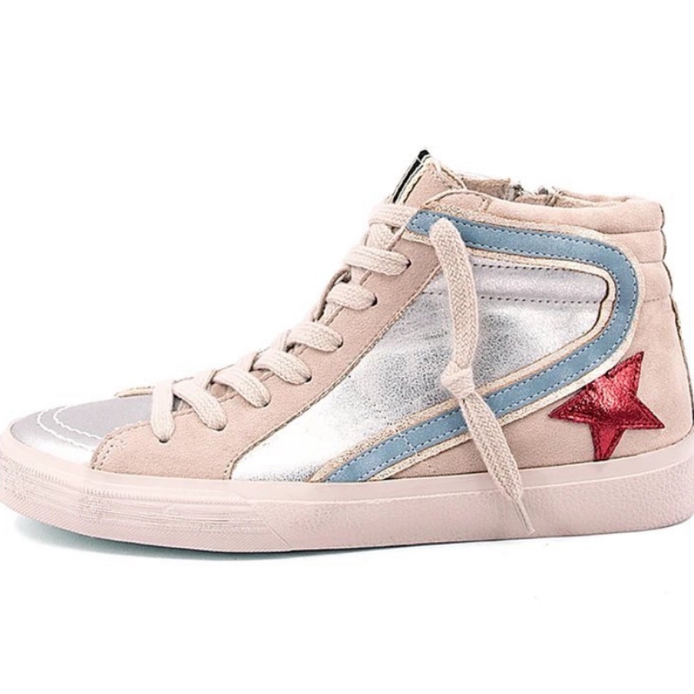 ROXETTE Sneaker by ShuShop